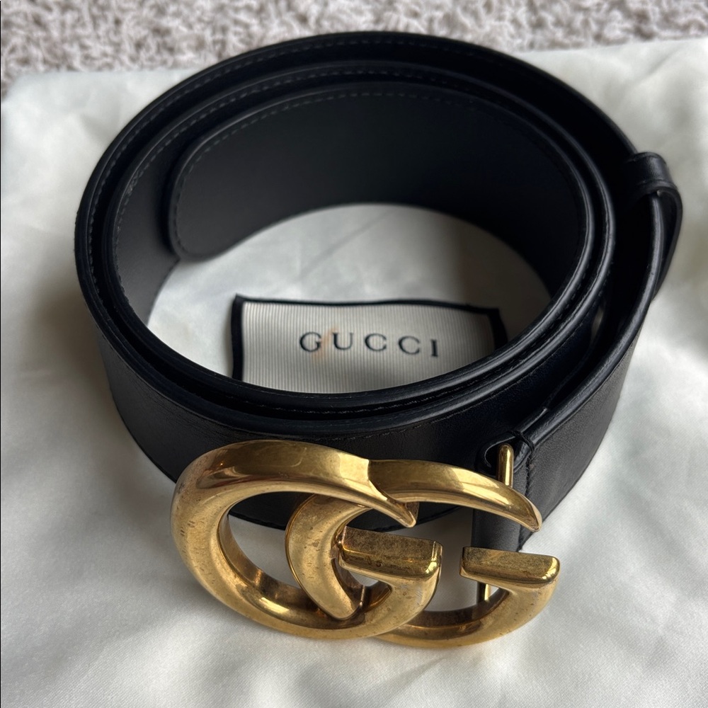 Authentic Gucci Women's Belt in Black with Gold Buckle